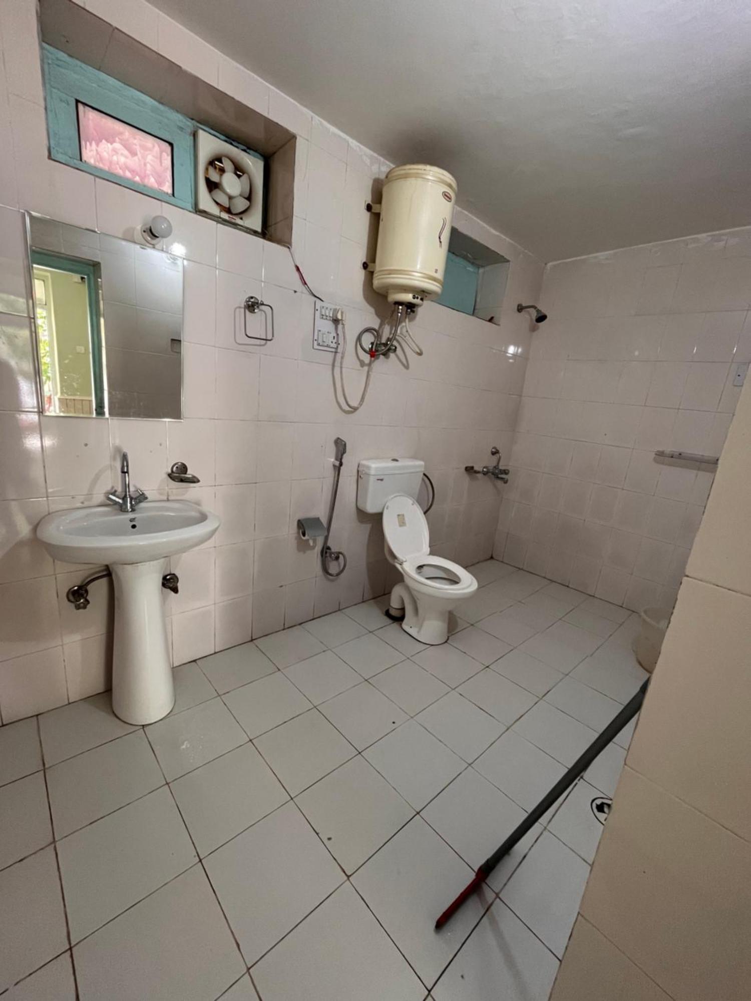 Hotel English Rose, #Personal Parking, #Petfriendly, #Garden, #Bonfire Under The Stars Manali  Bagian luar foto