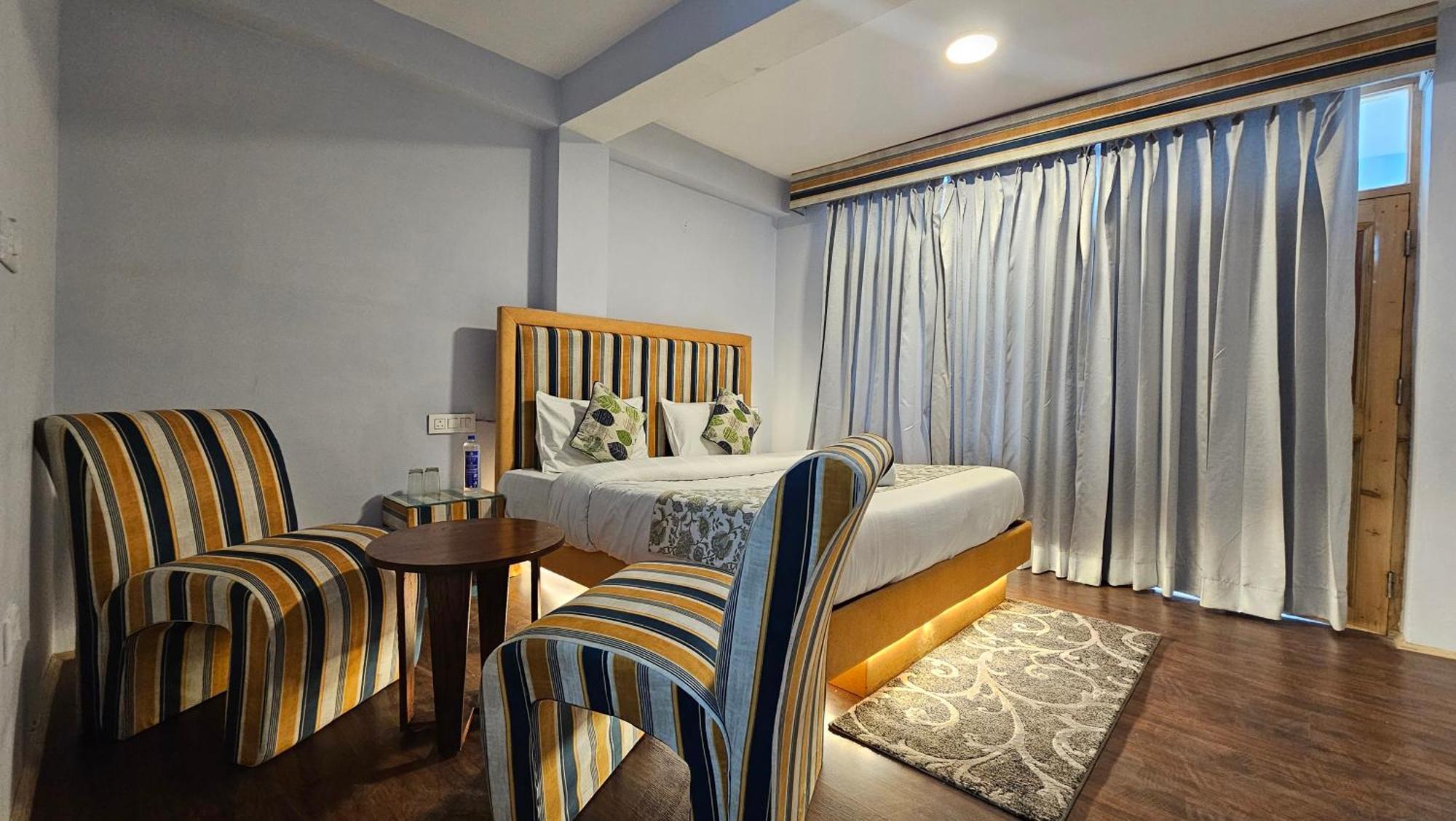 Hotel English Rose, #Personal Parking, #Petfriendly, #Garden, #Bonfire Under The Stars Manali  Bagian luar foto