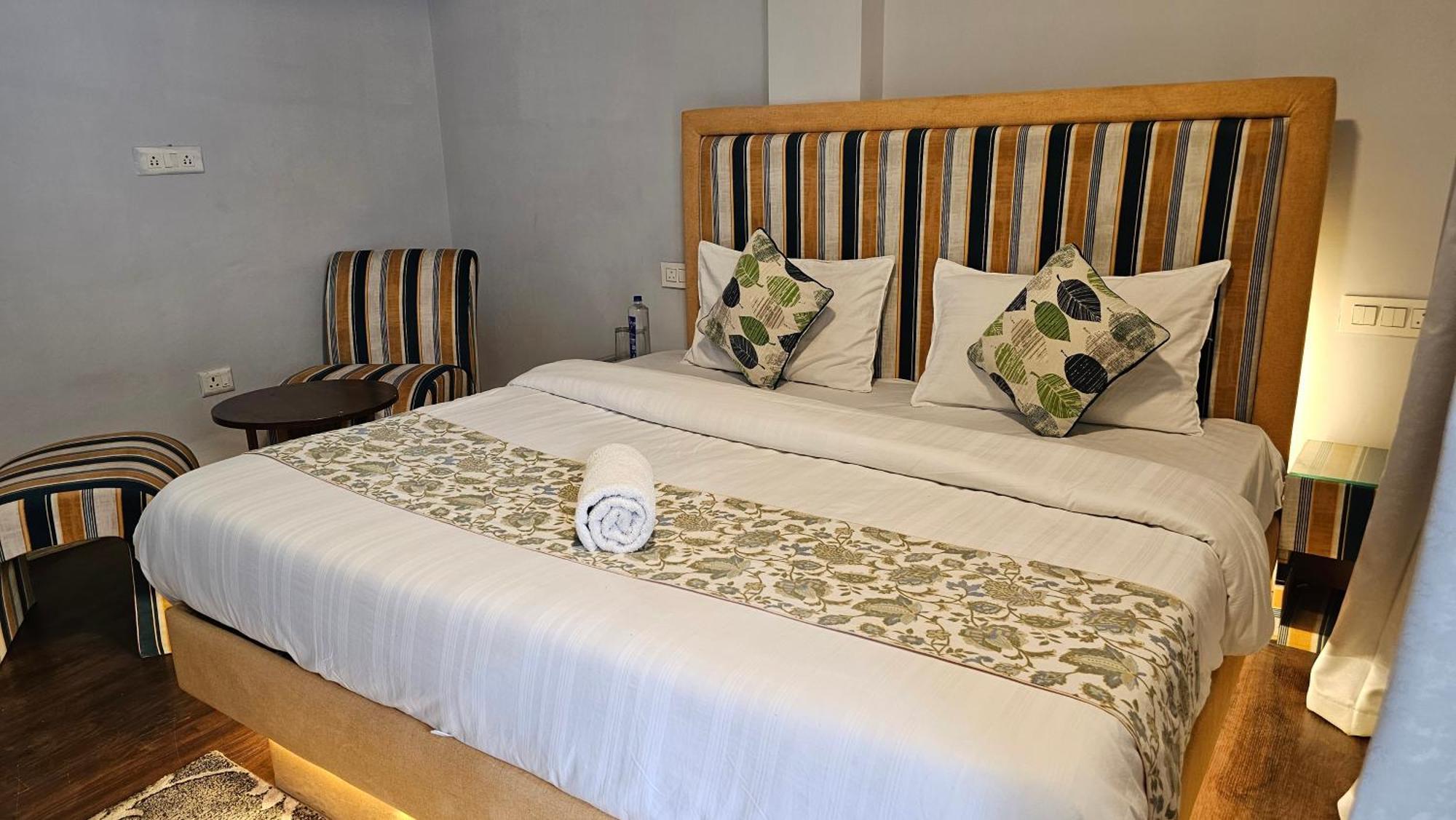 Hotel English Rose, #Personal Parking, #Petfriendly, #Garden, #Bonfire Under The Stars Manali  Bagian luar foto
