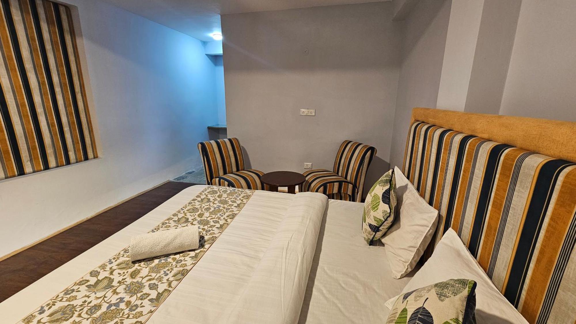 Hotel English Rose, #Personal Parking, #Petfriendly, #Garden, #Bonfire Under The Stars Manali  Bagian luar foto