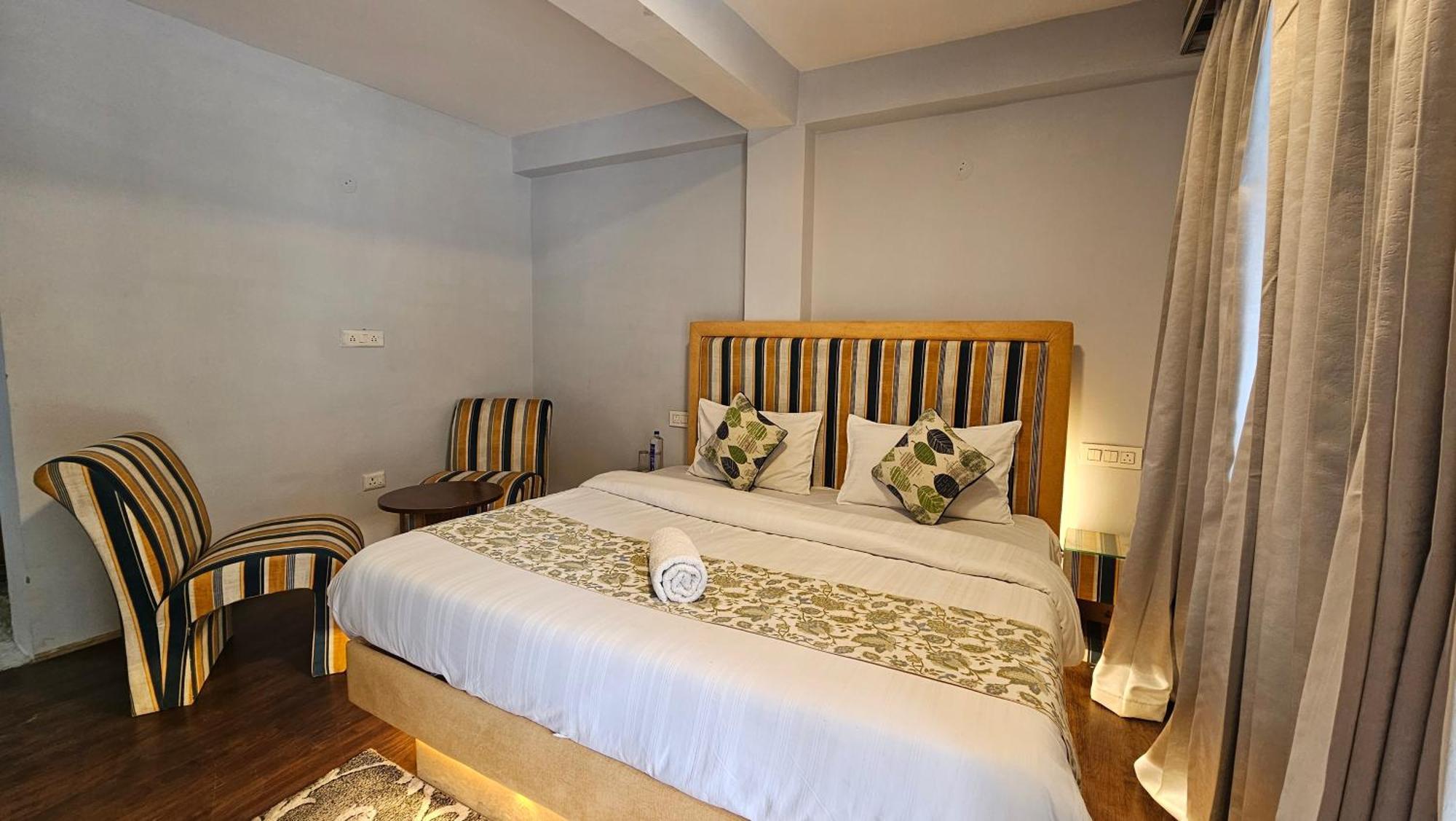 Hotel English Rose, #Personal Parking, #Petfriendly, #Garden, #Bonfire Under The Stars Manali  Bagian luar foto
