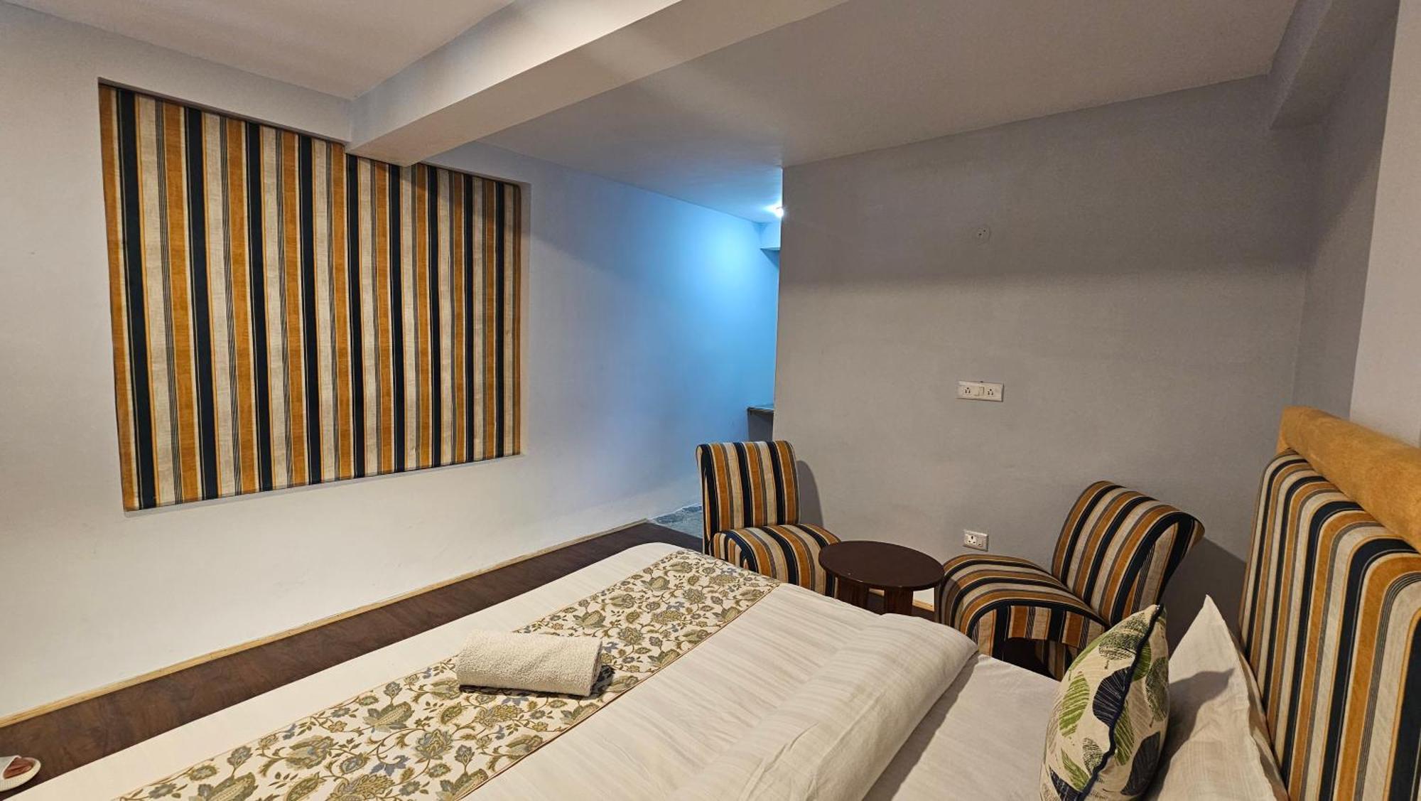 Hotel English Rose, #Personal Parking, #Petfriendly, #Garden, #Bonfire Under The Stars Manali  Bagian luar foto